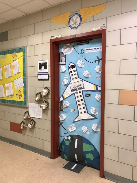 Plane themed classroom door or decor. College Day representing Embry Riddle. Transportation Theme Classroom Door, Airplane Door Decoration, Pilot Decoration, Travel Theme Door Decorations, Plane Classroom Theme, Soaring To New Heights Theme, Middle School Classroom Themes, Teacher Appreciation Week Door, Pilot Decor