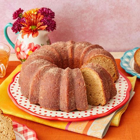 Apple Cider Donut Cake Recipe, Apple Cider Bundt Cake, Cider Bundt Cake, Apple Cider Donut Cake, Cider Donut Cake, Boiled Cider, Donut Cake, Thanksgiving Cakes, Doughnut Cake