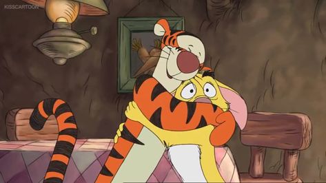 Tigger hugging Rabbit Rabbit Winnie The Pooh, Winnie The Pooh Decor, Cute Winnie The Pooh, Winnie The Pooh Friends, Disney Animals, Cartoon World, Disney Addict, Pooh Bear, Disney Winnie The Pooh