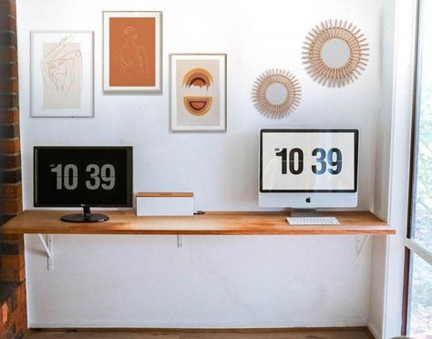 24 DIY Wall Mounted Desk Plans That You Would Love Playroom Remodel, Diy Wall Mounted Desk, White Floating Desk, Diy Floating Desk, Aesthetic Bedrooms, Office Goals, Teen Study, Mounted Desk, Recessed Shelves