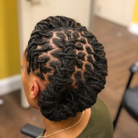 Short Dreadlocks Styles, Dreads Styles For Women, Short Dreads, Locs Styles, Dreads Girl, Dreadlock Hairstyles For Men, Beautiful Dreadlocks, Short Locs Hairstyles, Dreadlock Styles