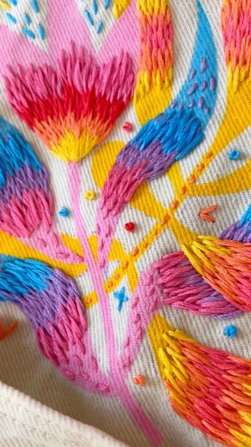 Polina Oshu Embroidery, Oshu Pattern, Kitschy Crafts, Art Materials List, Polina Oshu, Painting Clothes, Colourful Clothes, Last Hours, Clothes Embroidery Diy