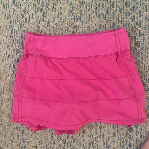 Pink Color Is Hight Sought After! Perfect For Summer Pink Lululemon Skirt, Sonic Pink Lululemon, Cheap Lululemon, Anna Claire, Lululemon Collection, Lulu Skirt, Blue Skort, Lululemon Skirt, Pink Lululemon