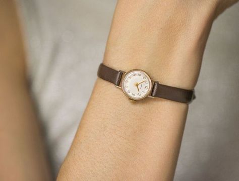 STYLE | THE WRISTWATCH Small Woman Watch, Small Dial Watches Women, Small Leather Watch, Small Wrist Watch Women, Leather Watch For Women, Small Watches Women Vintage, Seagull Watch, Small Watches Women, Tiny Watch