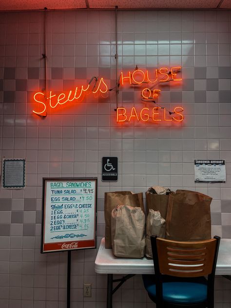 Burger Shop Design, Bagel Shop Interior, Sandwich Shop Aesthetic, Bagel Shop Design, Modern Bagel Shop, Bagel Restaurant, Deli Aesthetic, Bagel Shop Aesthetic, Bagel Aesthetics