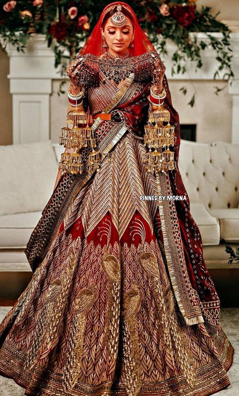 JJ Valaya - India 🇮🇳 Jj Valaya Lehenga, Ejaazcouture Lehenga Bridal, Ejaazcouture Lehenga, Jj Valaya, Lehenga Bridal, Wedding Outfits, Bridal Saree, Classy Dress, Indian Wear