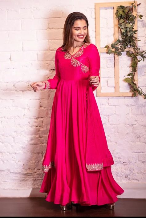 Fushia Dress Outfit, Dori Embroidery, Outfit Indian, Bridal Suits, Health Cleanse, Backless Blouse Designs, Dresses Traditional, Bridal Lehenga Collection, Bride Gown