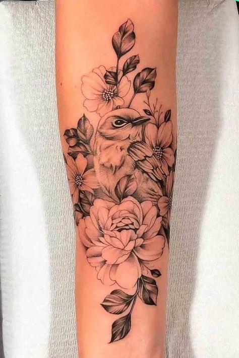 Robin Bird Tattoos, Bird And Flower Tattoo, Bird Tattoo Sleeves, Bird Tattoos Arm, Robin Tattoo, Horrible Tattoos, Bird Tattoos For Women, Vogel Tattoo, Bird Tattoos