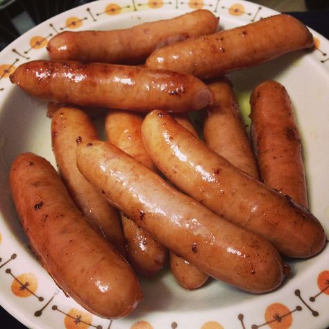 Sausage from Japan Sausage Aesthetic, Korean Sausage, Filipino Food Party, Tokyo Food, Food Therapy, Yummy Comfort Food, Fair Food Recipes, Unhealthy Food, Food Presentation