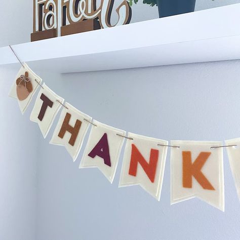 Thankful Felt Banner, Thanksgiving Felt Banner, Thanksgiving Decoration, Fall Decor, Thanksgiving Garland, Fall Garland, Thankful Garland - Etsy Thanksgiving Wall Decorations Diy, Easy Thanksgiving Decor, Thanksgiving Decorations Kids, Thanksgiving Garland Diy, Diy Thanksgiving Garland, Thanksgiving Garland Cricut, Thanksgiving Banner Diy, Thanksgiving Banner Ideas, Fall Banners Ideas Diy