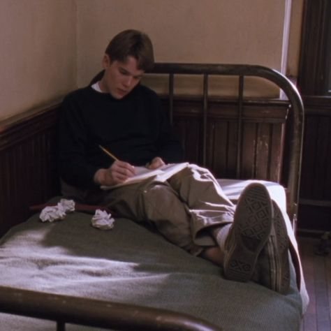 dead poets society icon iq icons todd anderson Todd Anderson, Society 1989, Peter Weir, Dead Poets Society, Good Friends, Role Playing, Poets, Fan, Bed