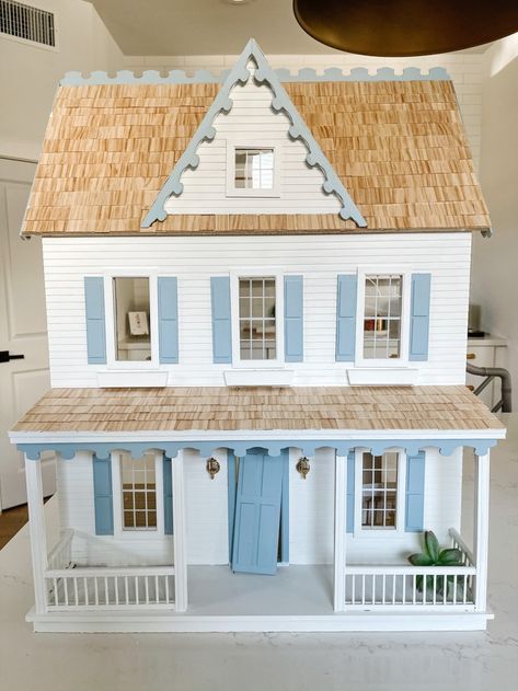 Monday Musings - Veronika's Blushing Houses Styles, White Doll House, Dollhouse Renovation, Monday Musings, Pink Dollhouse, Martin Luther King Jr Day, Toddler Girl Gifts, Doll House Plans, Dollhouse Projects