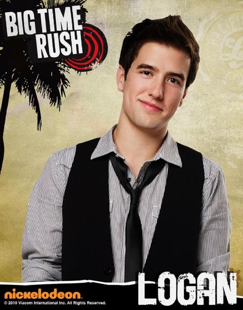 Logan Henderson From BTR :-)❤️ Logan Btr, Rush Wallpaper, Marcus Butler, Rush Band, Logan Henderson, American Comedy, Aaron Tveit, Calvin Harris, Adorable Wallpapers