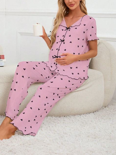 Printed Simple Daily Maternity Sleepwear Pajama SetI discovered amazing products on SHEIN.com, come check them out! Maternity Pajamas, Maternity Sleepwear, Pant Sets, Sleepwear Women, Maternity Fashion, All Fashion, Pajama Set, Pants Set, Casual Women