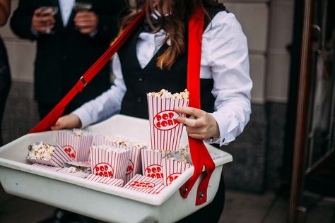 Cinema Themed Wedding, Movie Theater Wedding, Wedding Catering Ideas, Wedding Food Catering, Old Hollywood Wedding, Theatre Wedding, Wedding Reception Fun, Cinema Wedding, Wedding Venue Los Angeles