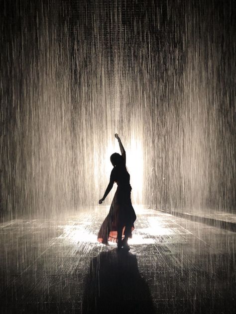 BEST PLACES TO VISIT IN SHARJAH - Bonjour Sunset Photography In The Rain, Rain Room, Girl In Rain, Black Cat Aesthetic, Scene Aesthetic, Water Shoot, Smell Of Rain, Rainy Day Aesthetic, Dance Forever