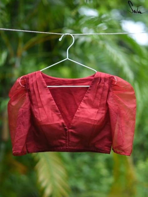 Ladies Blouse Designs New, Organza Blouse Designs Latest, Red Blouse Designs, Gulmohar Tree, Organza Blouse Designs, Kalamkari Blouse Designs, Red Blouse Design, Basic Blouse Designs, Normal Blouse