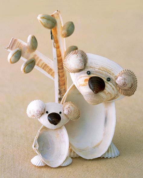 20 Nature Crafts That Will Encourage Kids to Explore the Great Outdoors Shell Animals, Summertime Crafts, Art Coquillage, Seashell Projects, Shell Crafts Diy, Acrylic Craft Paint, Seashell Art, Beach Crafts, Seashell Crafts