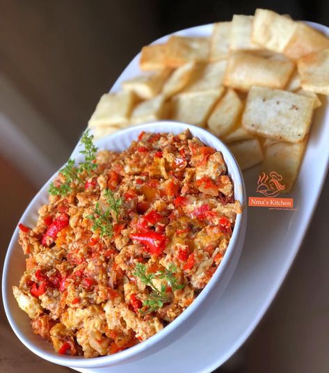 Ghanaian Breakfast Dishes, Nigeria Breakfast, Nigerian Breakfast Ideas, Nigerian Breakfast, African Breakfast, Nigeria Celebrities, Nigerian Snacks, Yam Recipes, African Meals