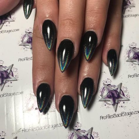 Black Cateye French Tip Nails, Short Black Witchy Nails, Black Cat Eye Nail Ideas, Black Chrome Nails Almond, Halloween Cat Eye Nails, Black Cateye Nails, Black Cat Eye Nails Design, Black Cat Eye Nails, Nail Deaigns