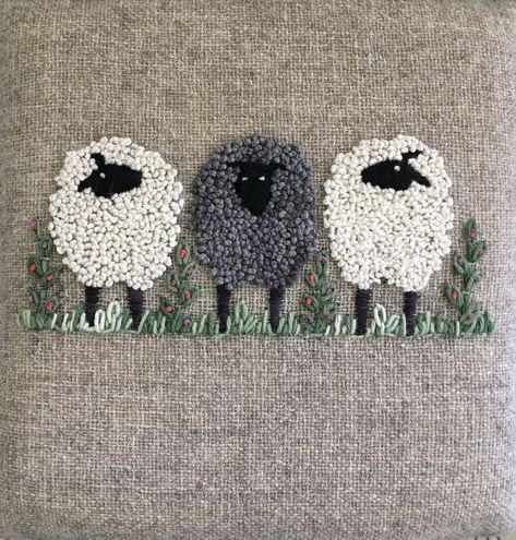 Embroidery Sheep Pattern, Sheep Embroidery Design, French Embroidery Patterns Vintage, Lamb Embroidery, Sheep Embroidery, Sheep Crafts, Embroidery Crochet, Embroidery Stitches Tutorial, Hand Work Embroidery