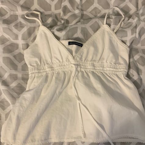 White brandy Melville tank top Edith Tank Brandy, Brandy Melville White Tank Top, Brandy Melville Edith Tank, Brandy Melville Tops Tanks, White Brandy Melville Top, Brandy Tank Tops, Brandy Melville Summer, Outfit Wishlist, Brandy Top