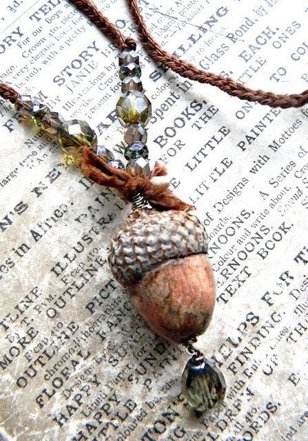 Clay Acorn, Acorn Jewelry, Nice Earrings, Forest Necklace, Acorn Crafts, Acorn Necklace, Pagan Jewelry, Assemblage Jewelry, Nature Crafts