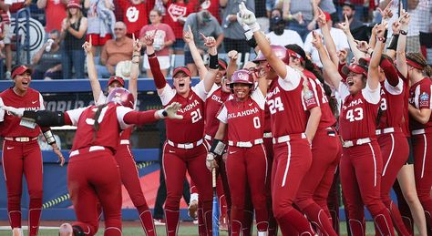 Kinzie Hansen, Ou Softball, Oklahoma Softball, Womens Equality, College World Series, Softball Pictures, Boomer Sooner, Dream College, Fastpitch Softball