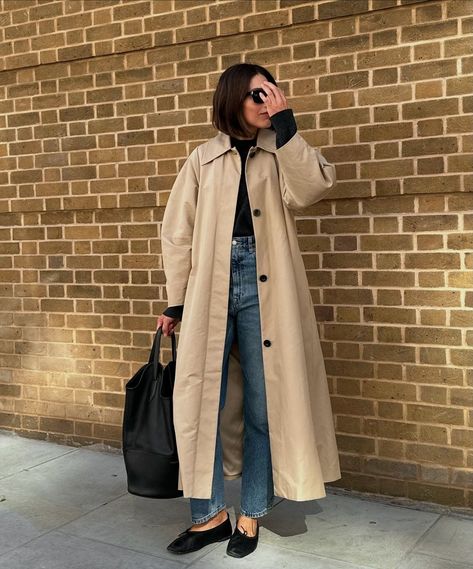 All posts • Instagram Oversize Trench Coat Outfit, Oversized Trench Coat Outfit, Oversized Trench Coat Outfits, Work Event Outfit, Event Outfit Ideas, Fall Trench, Le Catch, Ultimate Capsule Wardrobe, Chic Fall Fashion