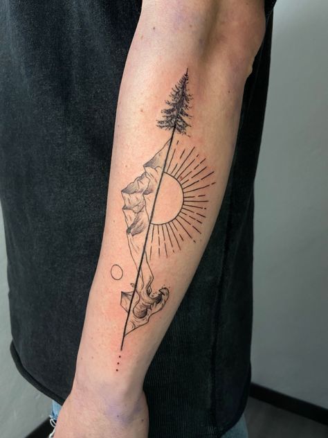 Guy Bicep Tattoo Ideas, Vertical Nature Tattoo, Nature Tattoos Men, Adventure Tattoo Ideas, Leg Tattoo Ideas For Men, Outer Forearm Tattoo, Simple Arm Tattoos, Simple Tattoos For Guys, Petit Tattoo