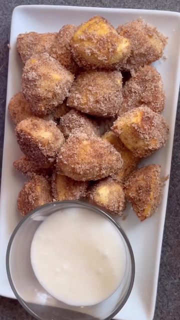 Cinnamon Food Ideas, Cinnabites Recipe, Cinabonnes Recipe, Sweet Food Recipes Desserts, Cinnamon Food, Auntie Anne, Easy Baking Recipes Desserts, Tasty Baking, Sweet Snacks Recipes