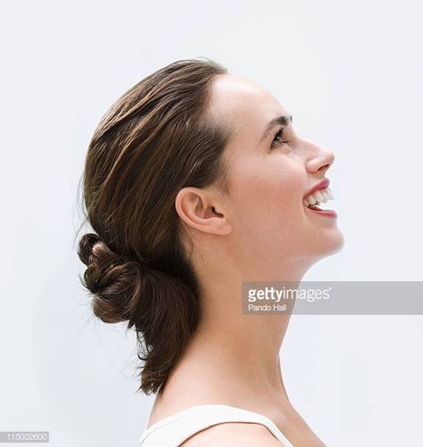 Face Side View Drawing, Face Profile Drawing, Female Side Profile, Side View Of Face, Woman Laughing, Side View Drawing, Woman Profile, Profile Photography, Smile Drawing