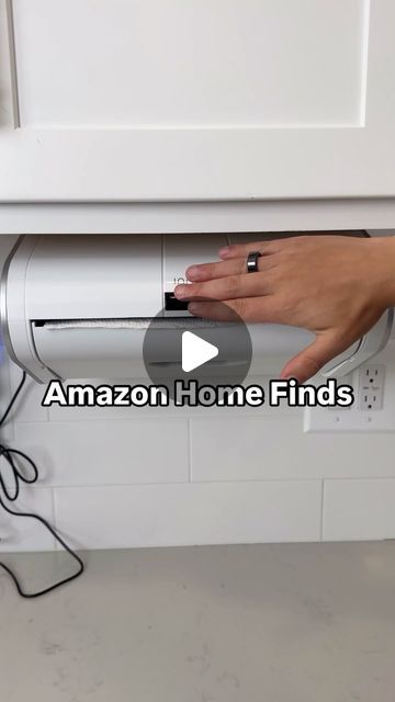 Logan Nathanson on Instagram: "Comment ‘PAPER’ to shop! I’ll automagically DM you a link you can click!

The paper towel dispenser of the future 🤯

#papertoweldispenser #geniusamazongadget #amazonhomefinds #amazonfinds #ourfavoritefinds" Paper Towel Dispenser, Future Apartment Decor, Towel Dispenser, Apartment Life, Cleaning Storage, Amazon Gadgets, Amazon Shopping, Amazon Home, Kitchen Hacks