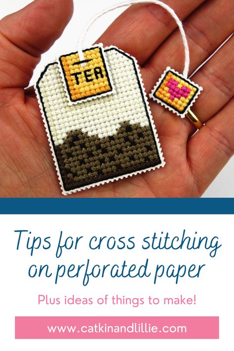 Small Cross Stitch Bookmark, Sewing Cross Stitch Patterns, Cross Stitch Paper, Cross Stitch Gift Ideas Projects, Perforated Paper Cross Stitch Patterns, Cross Stitch Keychain Diy, Cross Stitch Love Patterns, Cross Stitch On Paper, Cross Stitch Patch Patterns