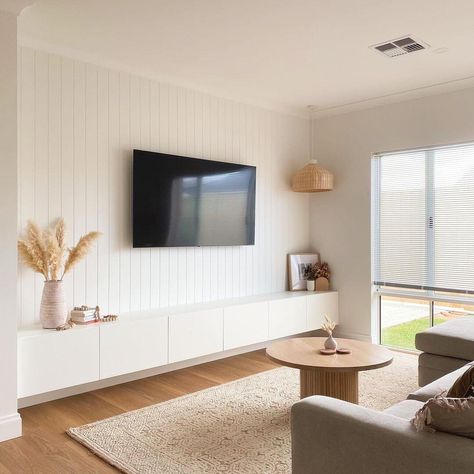 Is Shiplap Outdated, or Is It Being Reinvented? Hamptons Lounge Room, Tv Wall Ideas, Vertical Shiplap, Lounge Room Styling, Modern Hampton, Transitional Rug, Home Design Living Room, Modern Coastal, Living Room Inspo