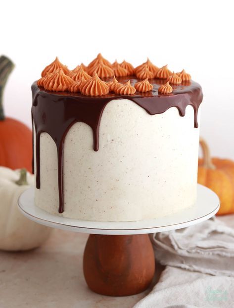 Pumpkin Chocolate Marble Cake with Brown Butter Frosting - Sugar & Sparrow Cake With Brown Butter Frosting, Marbled Cake, Pumpkin And Chocolate, American Flag Cake, Chocolate Marble Cake, Brown Butter Frosting, Flag Cake, Buttermilk Recipes, Cheesecake Cupcakes