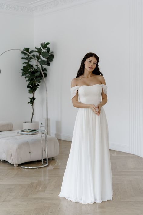 Simple Wedding Dress A Line, Simple Wedding Dress Short, Simple Bridal Gowns, Short Lace Wedding Dress, Modest Bridal Gowns, Wedding Dress A Line, Shoulder Wedding Dress, Embroidered Wedding Dress, Off Shoulder Wedding Dress