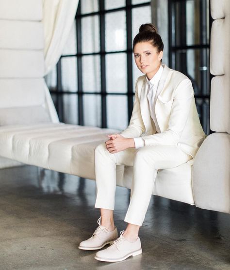 323 Likes, 8 Comments - Kate Schneider (@katekate35) on Instagram: “Nothing feels better than a custom-fitted suit #feelgoodfriday #qclothier 📷: @kelseaholderphoto” Tomboy Wedding, Tomboy Wedding Outfit, Feminine House, Lgbt Wedding Attire, Lesbian Wedding Suit, Lesbian Wedding Outfits, Wedding Suit Women, White Tuxedo Wedding, White Wedding Suit