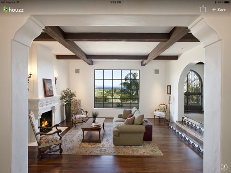 Mediterranean Dining, Mediterranean Dining Room, Mediterranean Living Room, Santa Barbara Style, National Lampoon, Tuscan House, Spanish Style Home, Spanish Style Homes, Celebrity Homes