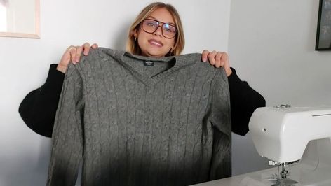 We all know how annoying it is when your favorite sweater gets a hole in it. No need to bin it though, learn how to transform it into a completely new sweater with this tutorial. Upcycle Old Sweaters, Turtleneck Under, Denim Shorts Style, Make A Tie, Diy Sweater, Simple Clothing, Simple Sweaters, Old Sweater, New Sweater