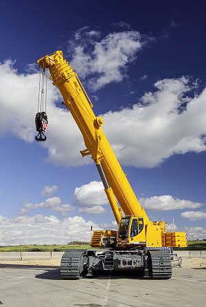 Liebherr Crane, Mighty Machines, Crane Lift, Mahindra Tractor, Crawler Crane, Heavy Construction Equipment, Construction Machines, Drilling Rig, Mining Equipment