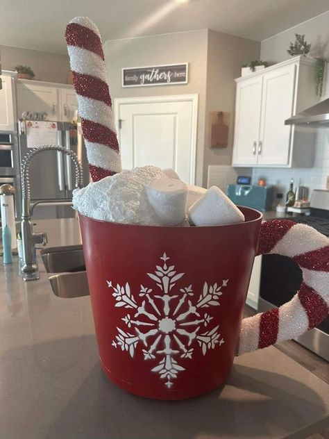 Home, Garden and DIY | Viral Hot Chocolate Mugs | Facebook Diy Hot Cocoa Cup Decoration, Giant Hot Chocolate Cup Decoration, Hot Chocolate Porch Decoration, Hot Cocoa Decorations, Container Crafts, Bath Photoshoot, Hot Chocolate Treats, Hot Chocolate Mugs, Holiday Hot Chocolate