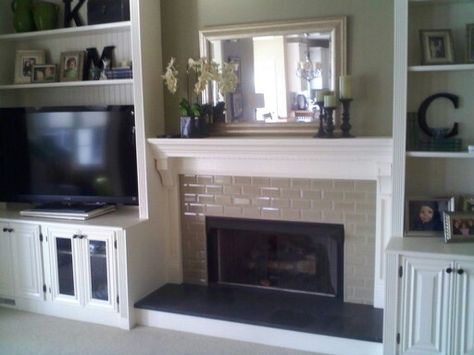 Cabinets with tv and recessed fireplace Shelves Around Fireplace, Bookshelves Around Fireplace, Shelves Around Tv, Living Room Ideas With Fireplace, Built In Around Fireplace, Fireplace Diy, Fireplace Bookshelves, Fireplace Update, Fireplace Shelves