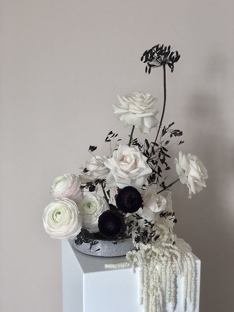 Black And White Flowers Arrangements, White And Black Flower Arrangements, Monochrome Floral Arrangement, Black Tie Floral Arrangements, Black White Flowers, Monochrome Flower Arrangement, White And Black Floral Arrangements, Modern White Floral Arrangements, Black And White Florals