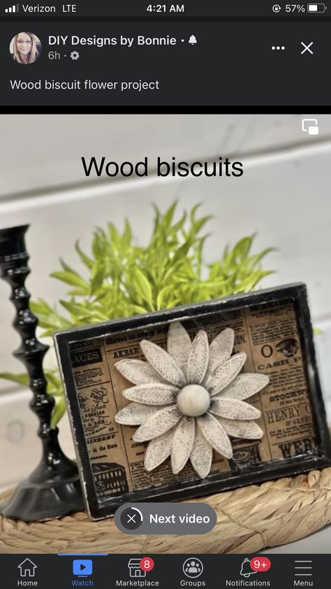 Spring Primitive Crafts, Wood Biscuits, Pallet Wood Christmas, Biscuit Ideas, Summertime Crafts, Diy Wood Crafts, Sunflower Crafts, Easy Crafts To Sell, Jeans Crafts