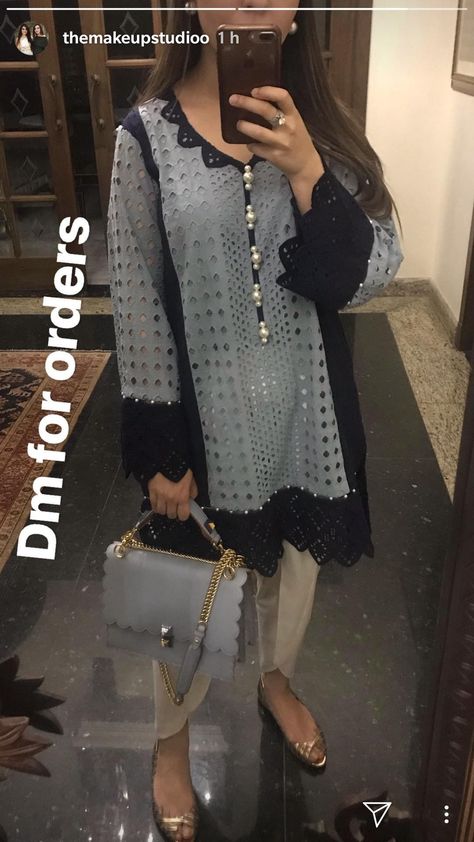 Chicken & lace Black Dress Ideas, Chicken Kari, Kurtis Design, Modest Casual, Wear Black Dresses, Casual Blouses, Nikkah Dress, Lace Dress Design, Frock Fashion