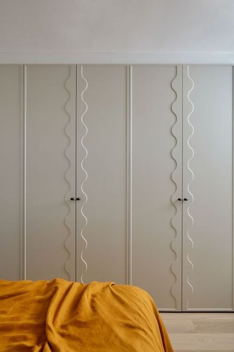 Millwork Details, Interior Boho, Joinery Design, Wardrobe Door Designs, Joinery Details, Wardrobe Designs, Design Wardrobe, Ikea Pax, Wardrobe Doors