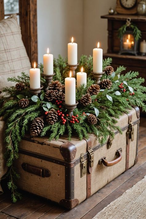 Christmas Mantel Ideas, Xmas Table, Cabin Christmas, Christmas Farmhouse, Christmas Mantel, Country Christmas Decorations, Christmas Mantel Decorations, Christmas Themes Decorations, Christmas Mantle