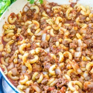 Grandma's Goulash Recipe, Easy Goulash, Easy Goulash Recipes, American Goulash, Toast Pizza, Goulash Recipe, Beef Goulash, Goulash Recipes, Country Cook