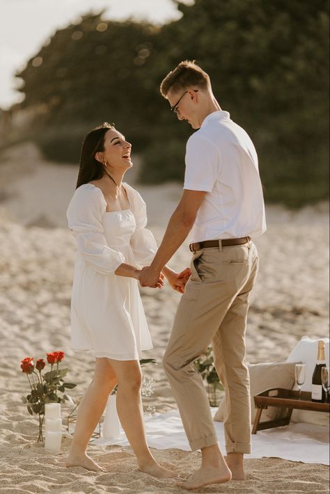 Proposal, proposal inspo, proposal inspiration, proposal pics, proposal pictures, beach, beach proposal, roses, sunset, love, photography Beach Proposal Outfits, Proposal Pictures Beach, Proposal Pictures Aesthetic, Proposal Roses, Proposal Poses, Proposal Pics, Proposal Ideas Beach, Proposal Decor, Proposal Shoot